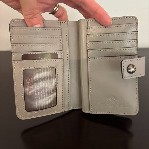 Patricia Nash Norma Formal Grey Western Tooled Distressed Leather Wallet - Picture 6 of 10